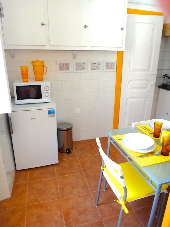 Ferienwohnung Julias Pateo Carcavelos  Zimmer foto