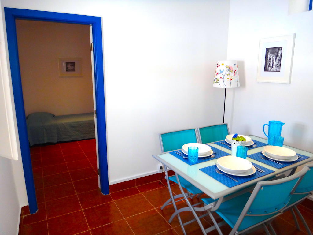 Ferienwohnung Julias Pateo Carcavelos  Zimmer foto